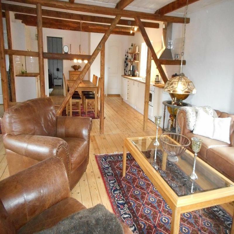 Rostanga Vacation Apartments Extérieur photo